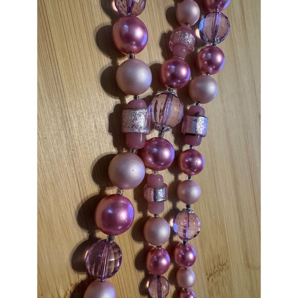 Vintage Faux Pearl Necklace 13”, 3 Strand, 3 Shades of Pink, Signed Japan - Picture 5 of 5
